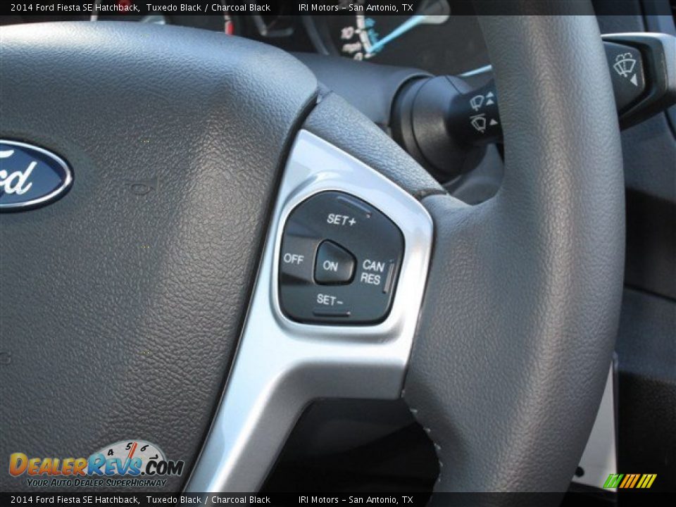 2014 Ford Fiesta SE Hatchback Tuxedo Black / Charcoal Black Photo #16