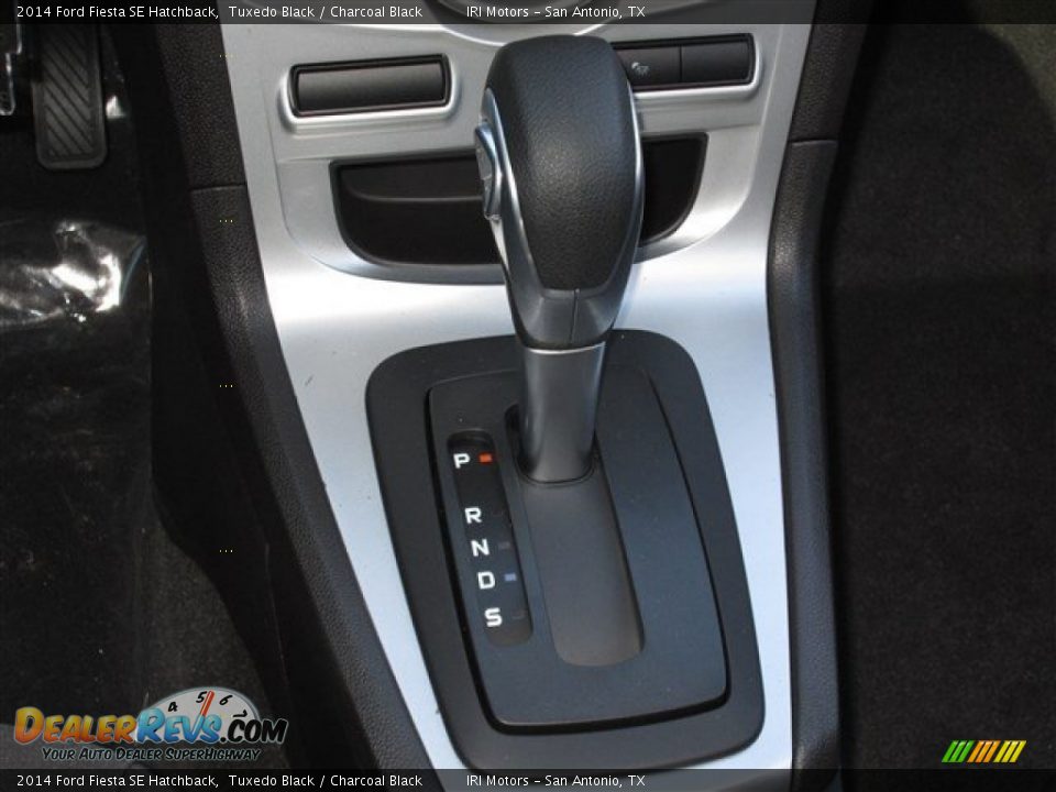 2014 Ford Fiesta SE Hatchback Tuxedo Black / Charcoal Black Photo #18
