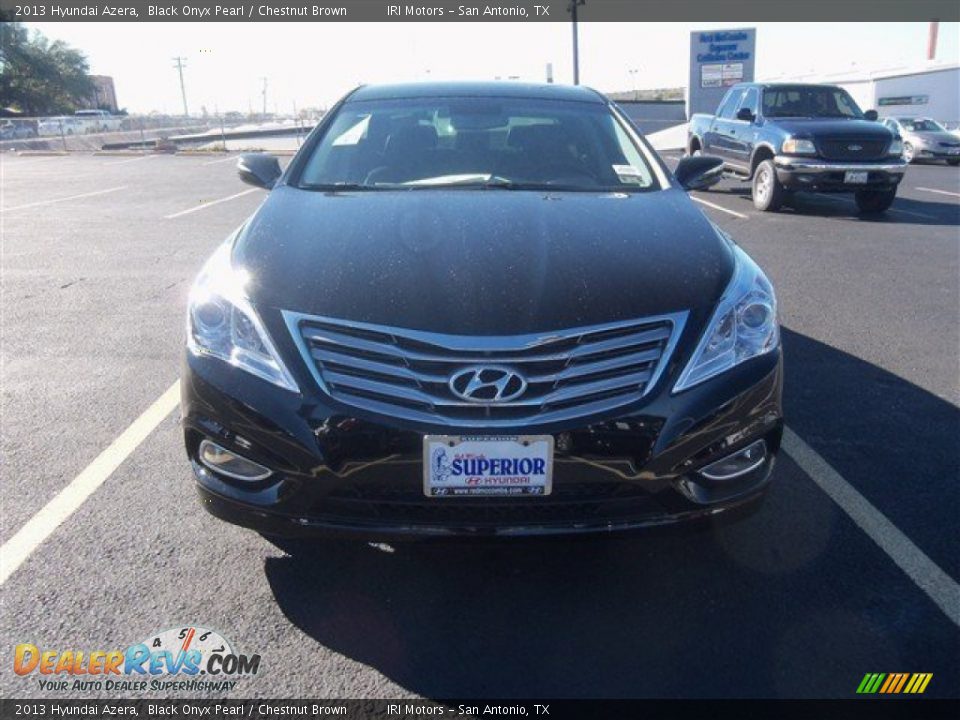2013 Hyundai Azera Black Onyx Pearl / Chestnut Brown Photo #2