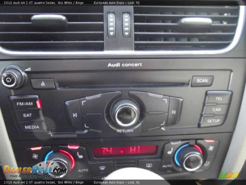 2010 Audi A4 2.0T quattro Sedan Ibis White / Beige Photo #30