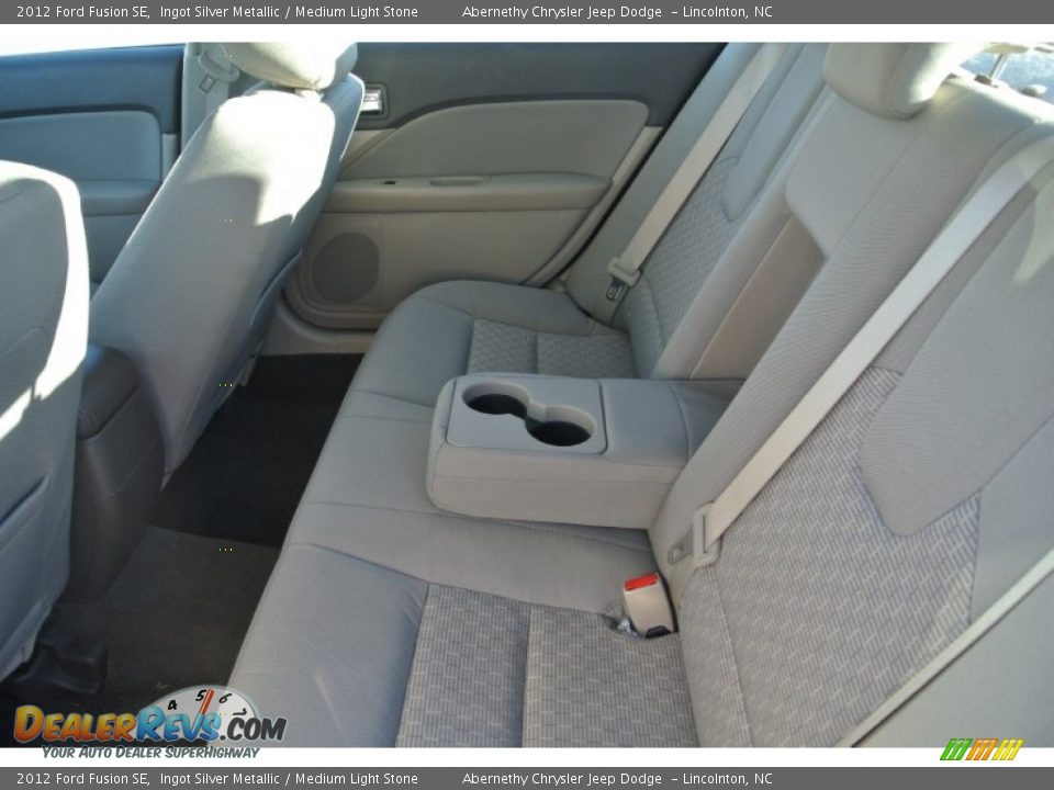 2012 Ford Fusion SE Ingot Silver Metallic / Medium Light Stone Photo #18