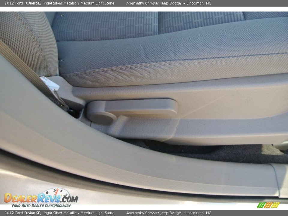 2012 Ford Fusion SE Ingot Silver Metallic / Medium Light Stone Photo #21