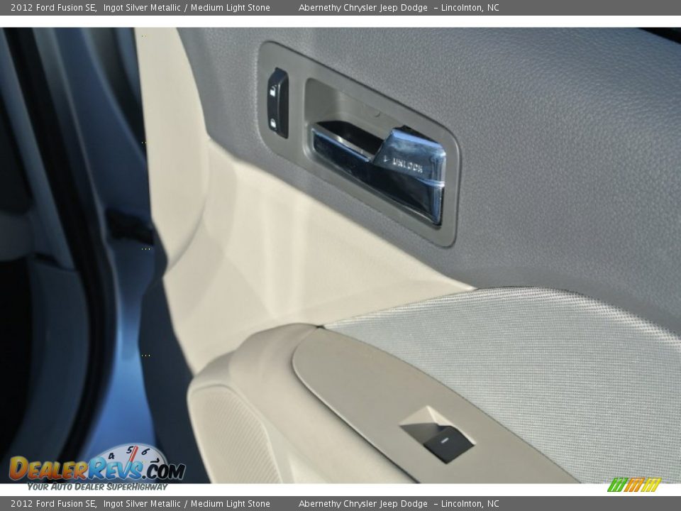 2012 Ford Fusion SE Ingot Silver Metallic / Medium Light Stone Photo #23
