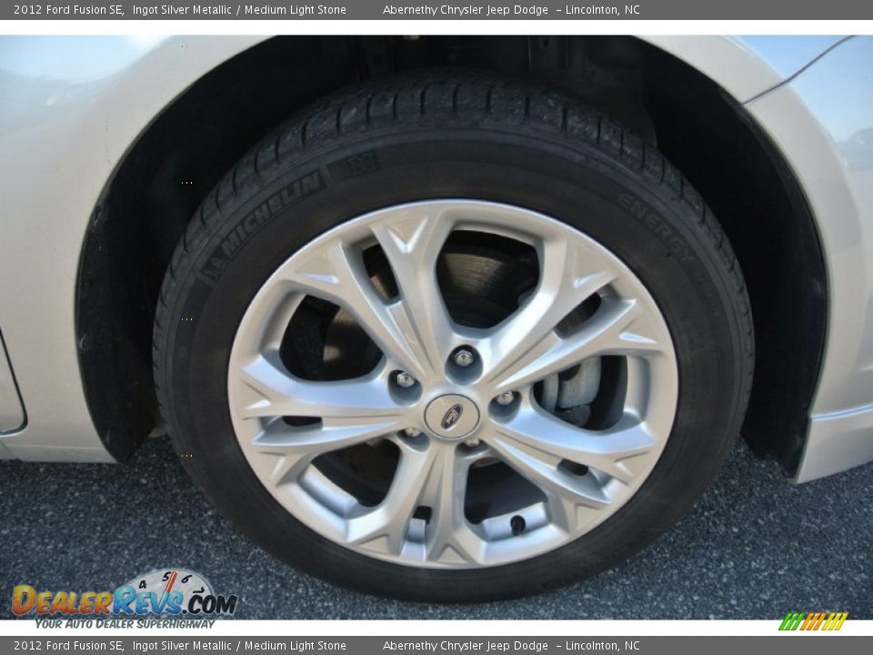 2012 Ford Fusion SE Ingot Silver Metallic / Medium Light Stone Photo #24