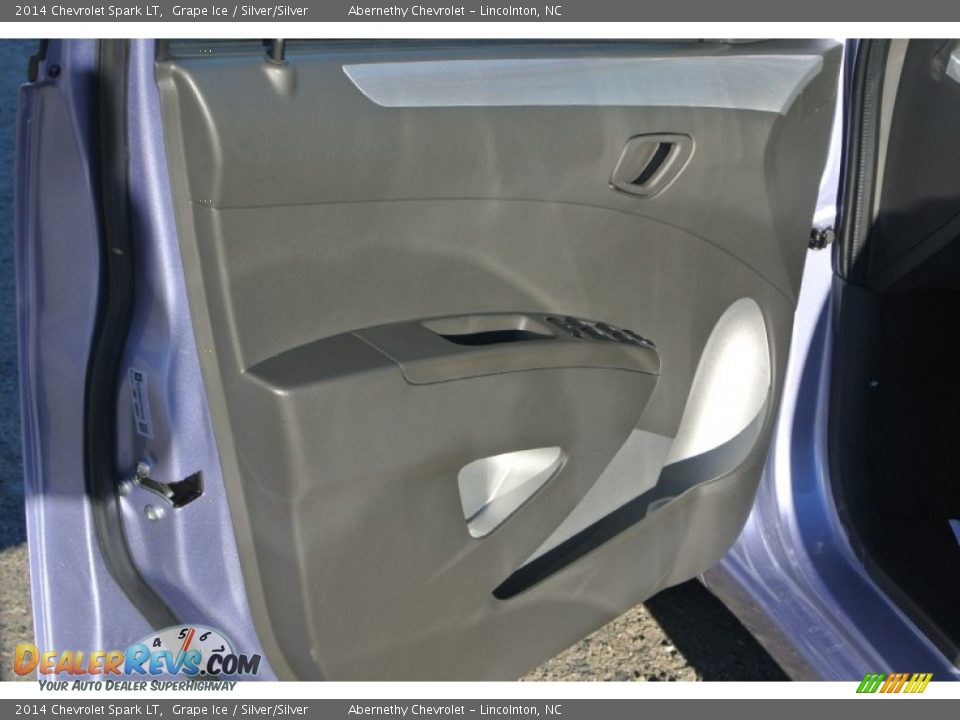 2014 Chevrolet Spark LT Grape Ice / Silver/Silver Photo #9