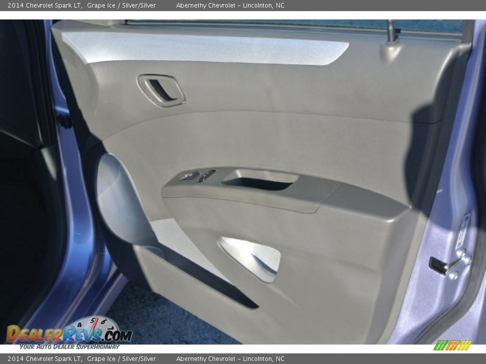 2014 Chevrolet Spark LT Grape Ice / Silver/Silver Photo #18