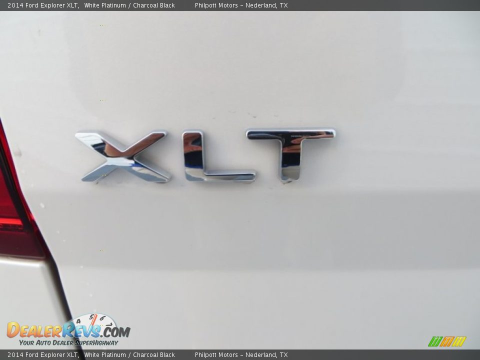 2014 Ford Explorer XLT White Platinum / Charcoal Black Photo #14