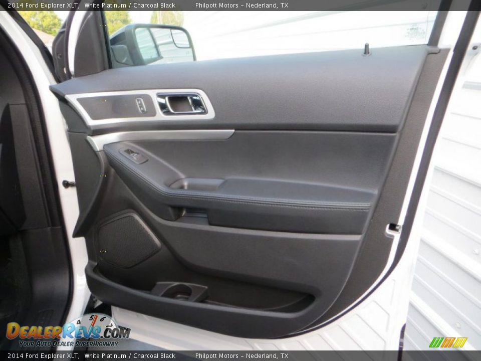 2014 Ford Explorer XLT White Platinum / Charcoal Black Photo #18
