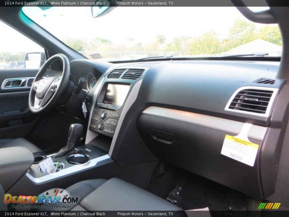2014 Ford Explorer XLT White Platinum / Charcoal Black Photo #19