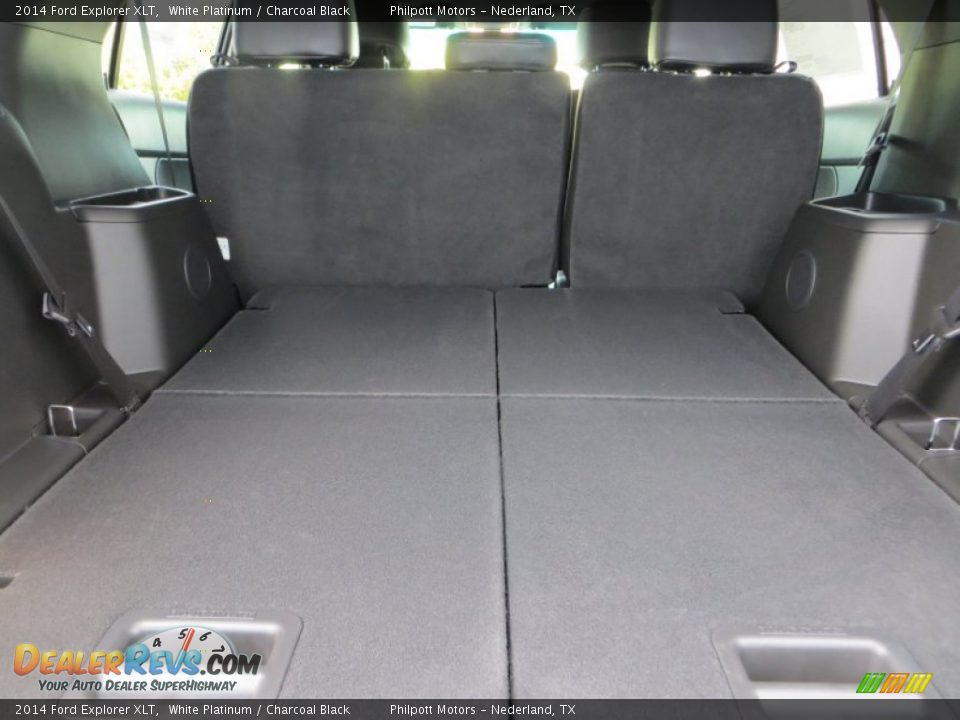 2014 Ford Explorer XLT White Platinum / Charcoal Black Photo #26