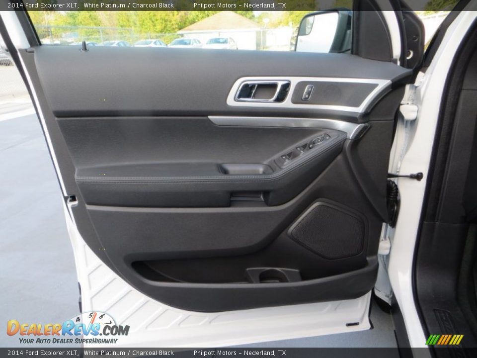 2014 Ford Explorer XLT White Platinum / Charcoal Black Photo #27