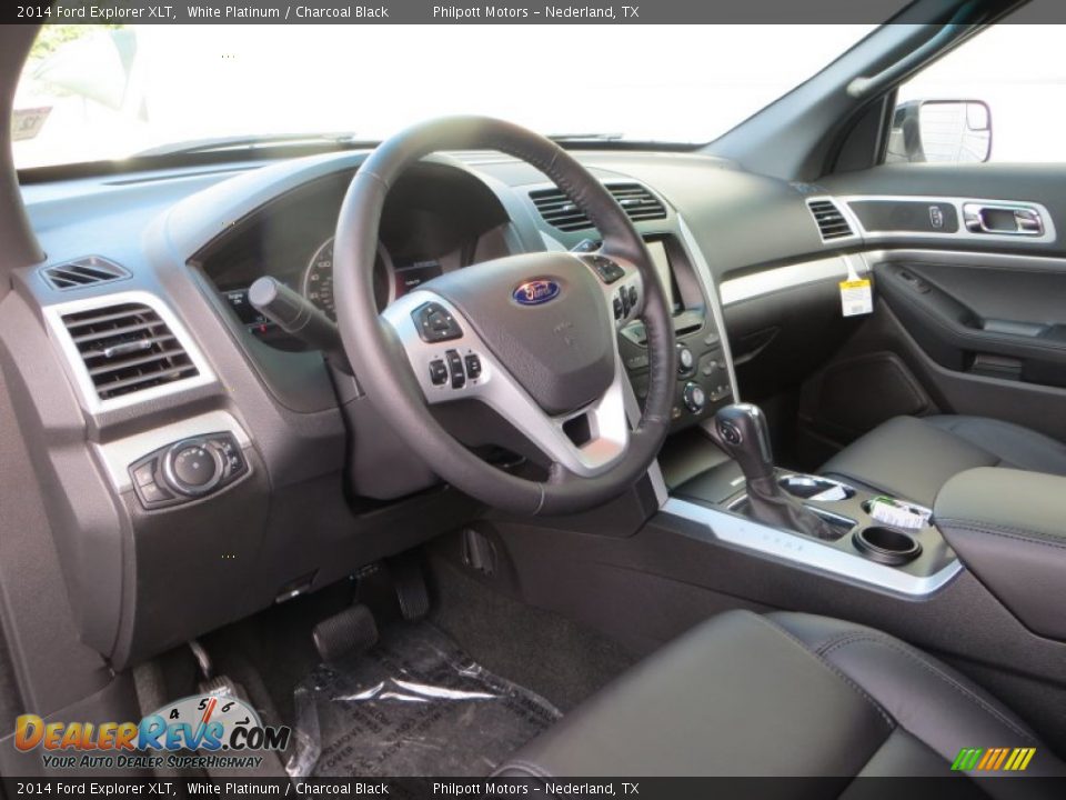 2014 Ford Explorer XLT White Platinum / Charcoal Black Photo #29
