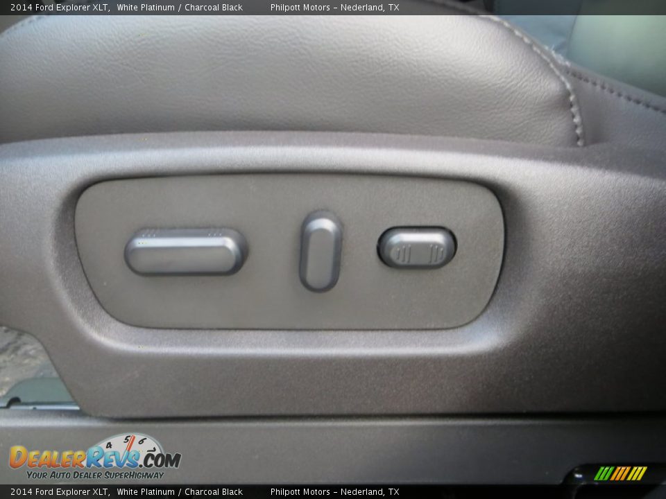 2014 Ford Explorer XLT White Platinum / Charcoal Black Photo #31