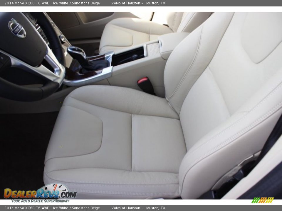 2014 Volvo XC60 T6 AWD Ice White / Sandstone Beige Photo #11