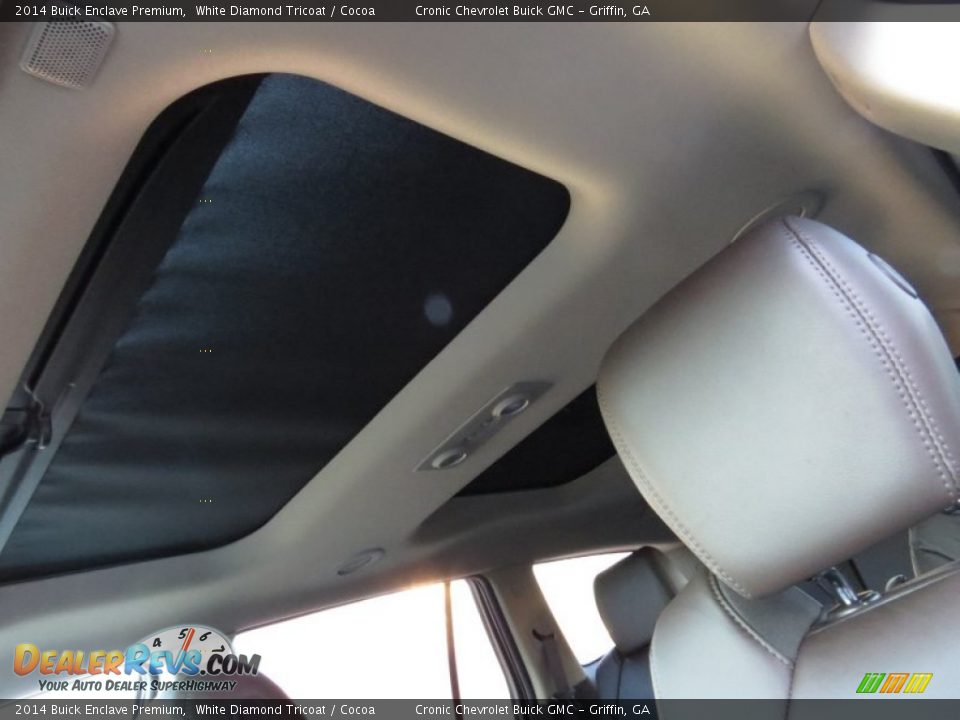 2014 Buick Enclave Premium White Diamond Tricoat / Cocoa Photo #11