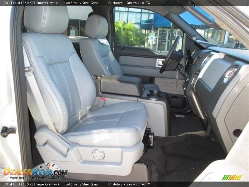 Front Seat of 2014 Ford F150 XLT SuperCrew 4x4 Photo #10
