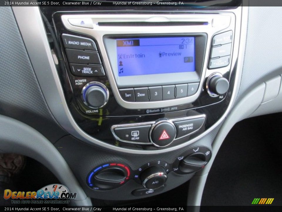 2014 Hyundai Accent SE 5 Door Clearwater Blue / Gray Photo #10