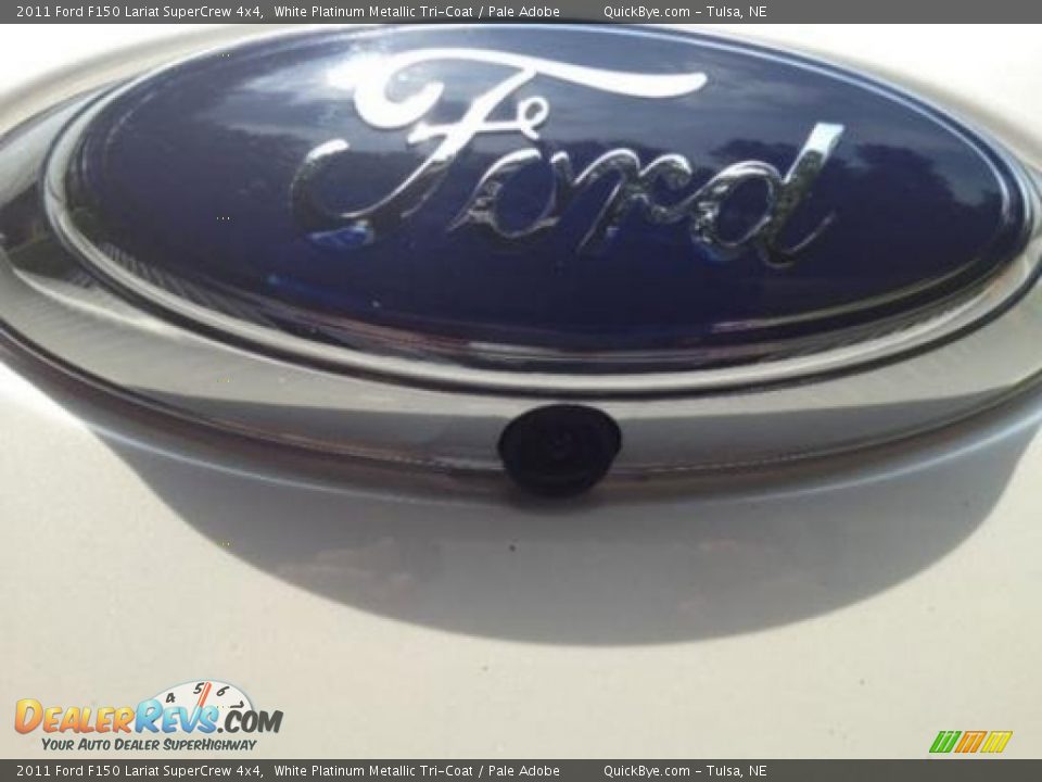 2011 Ford F150 Lariat SuperCrew 4x4 White Platinum Metallic Tri-Coat / Pale Adobe Photo #11
