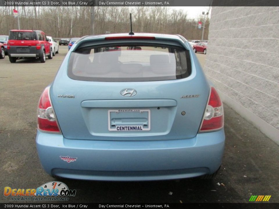 2009 Hyundai Accent GS 3 Door Ice Blue / Gray Photo #5