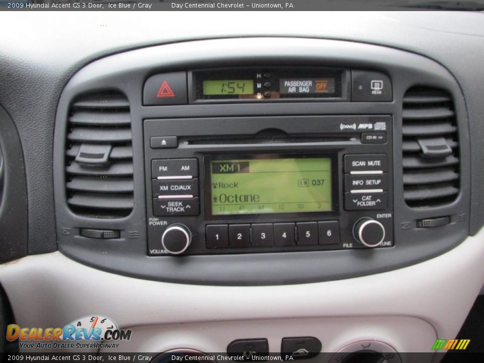 Audio System of 2009 Hyundai Accent GS 3 Door Photo #15