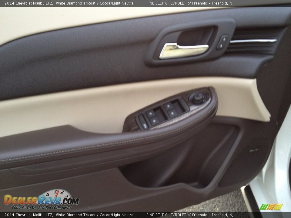 2014 Chevrolet Malibu LTZ White Diamond Tricoat / Cocoa/Light Neutral Photo #8
