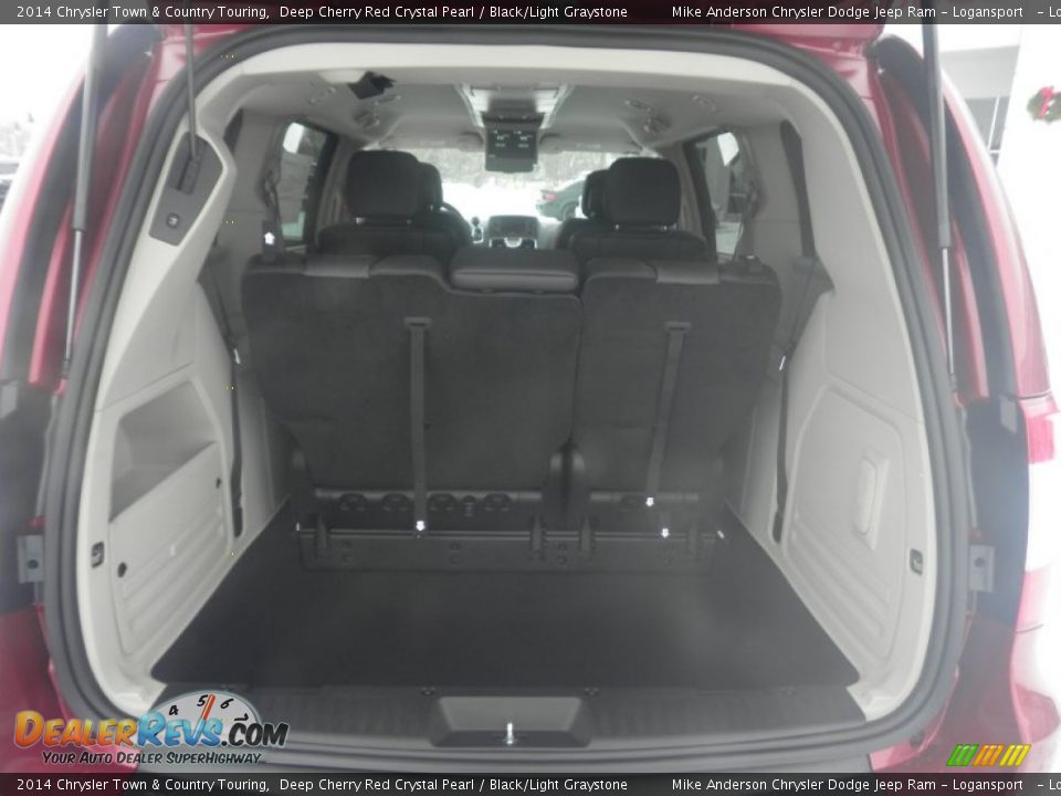 2014 Chrysler Town & Country Touring Deep Cherry Red Crystal Pearl / Black/Light Graystone Photo #10