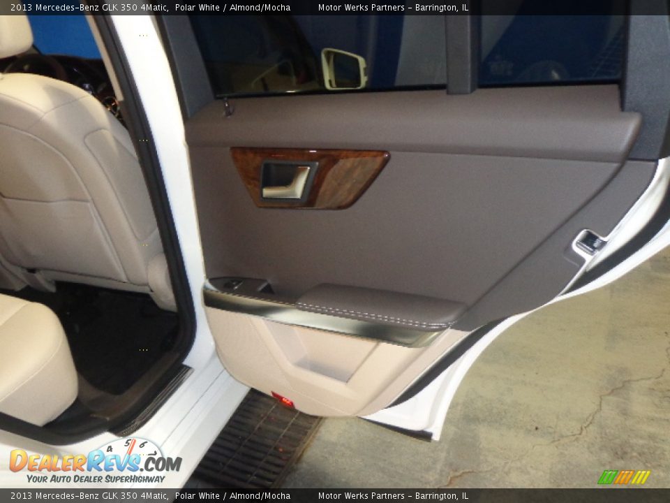 2013 Mercedes-Benz GLK 350 4Matic Polar White / Almond/Mocha Photo #27