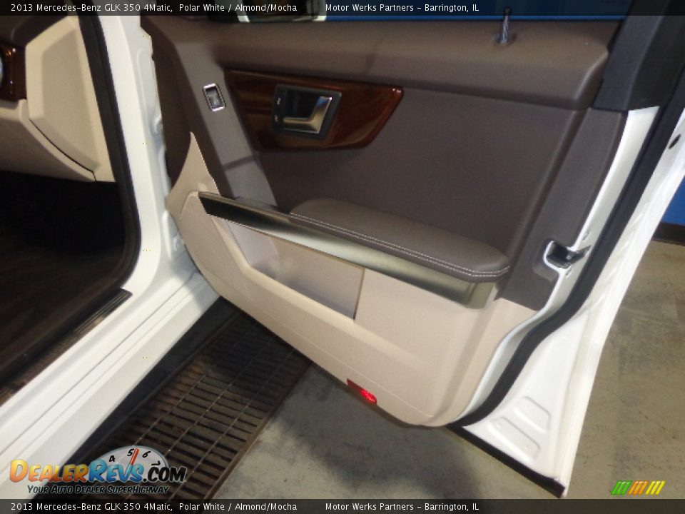 2013 Mercedes-Benz GLK 350 4Matic Polar White / Almond/Mocha Photo #30