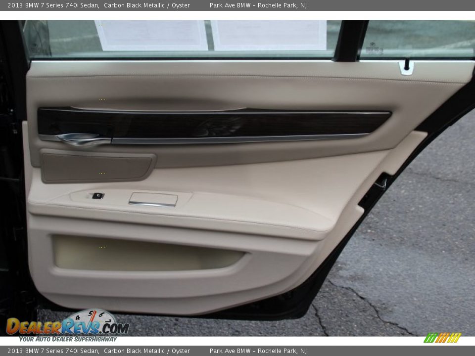 2013 BMW 7 Series 740i Sedan Carbon Black Metallic / Oyster Photo #22