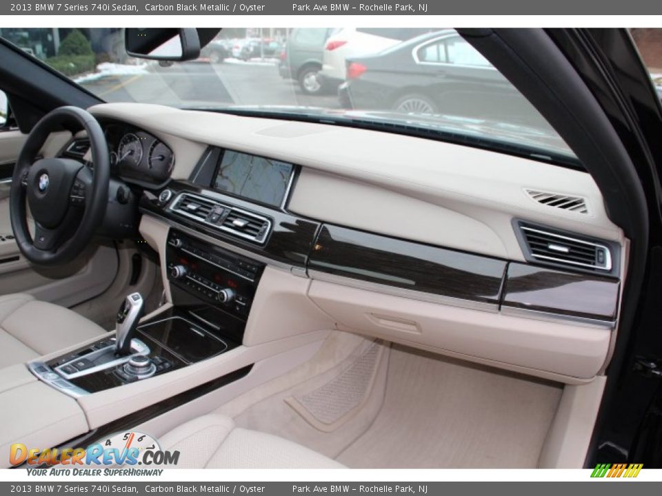 2013 BMW 7 Series 740i Sedan Carbon Black Metallic / Oyster Photo #25