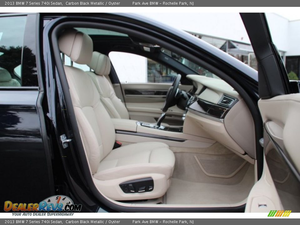 2013 BMW 7 Series 740i Sedan Carbon Black Metallic / Oyster Photo #26