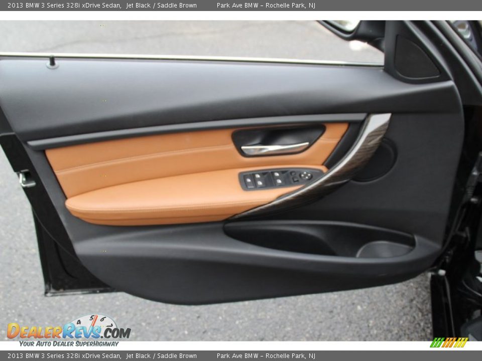 Door Panel of 2013 BMW 3 Series 328i xDrive Sedan Photo #8