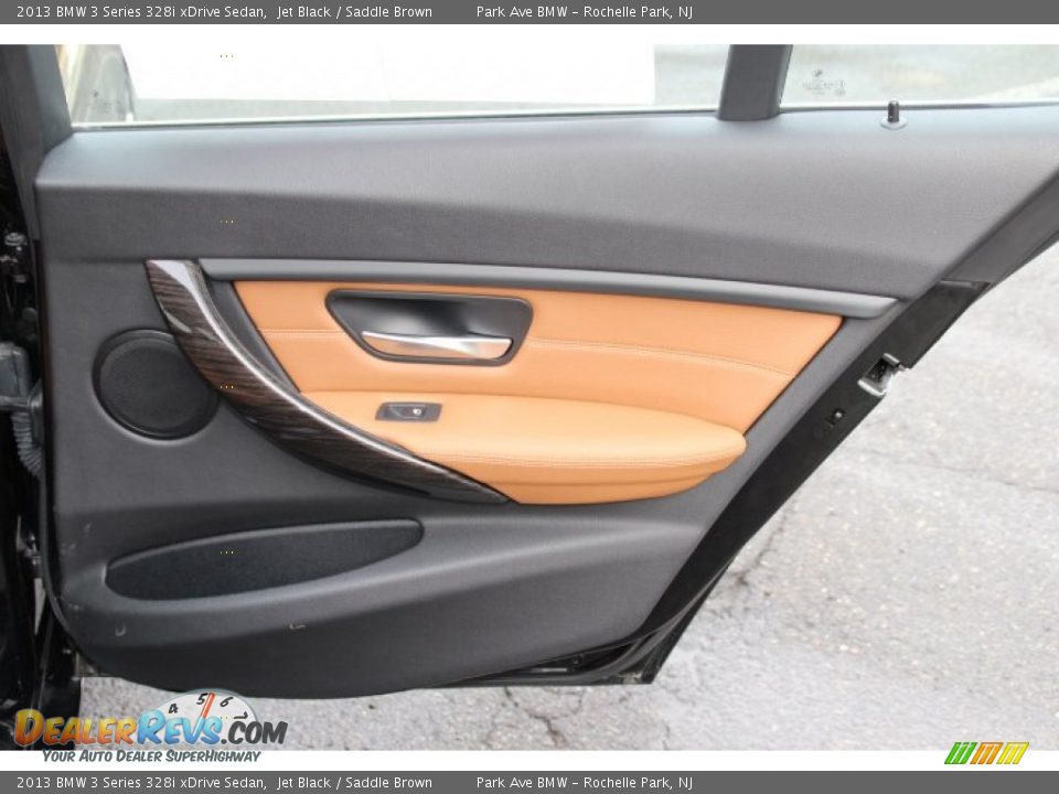 Door Panel of 2013 BMW 3 Series 328i xDrive Sedan Photo #22