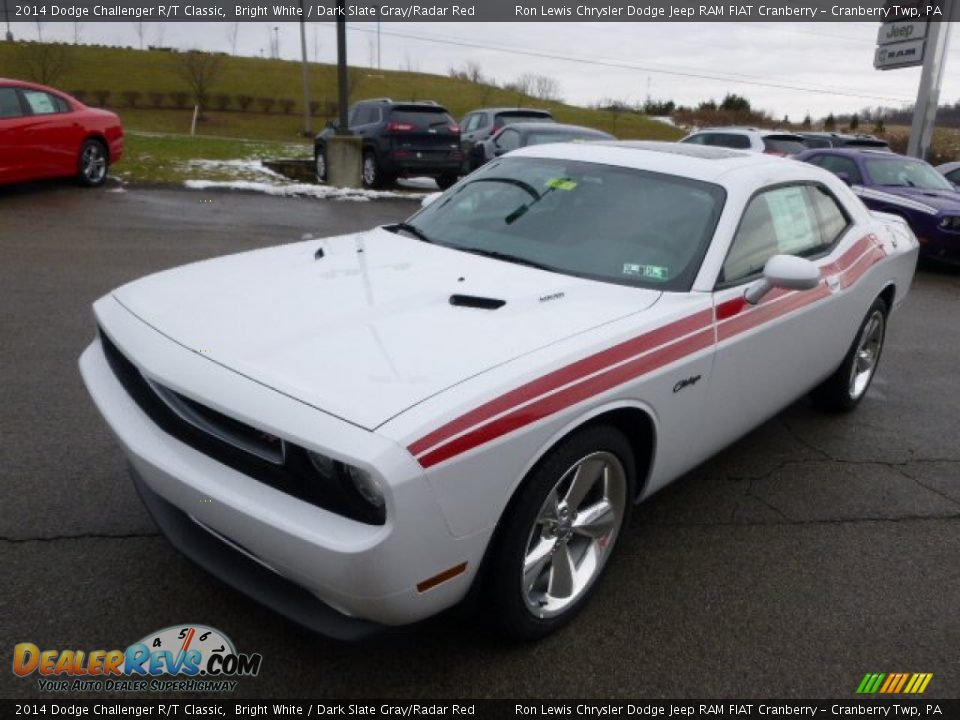 Front 3/4 View of 2014 Dodge Challenger R/T Classic Photo #2