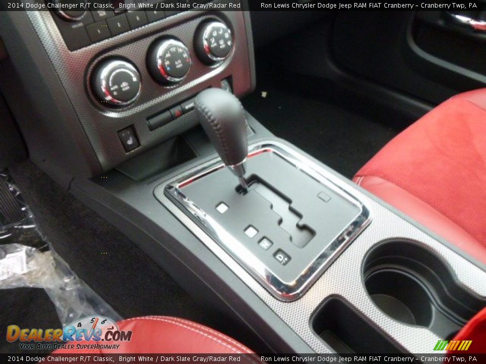 2014 Dodge Challenger R/T Classic Shifter Photo #18