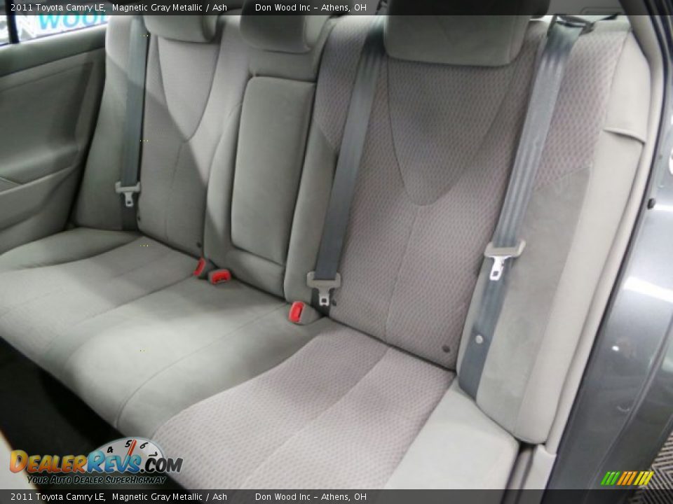 2011 Toyota Camry LE Magnetic Gray Metallic / Ash Photo #8