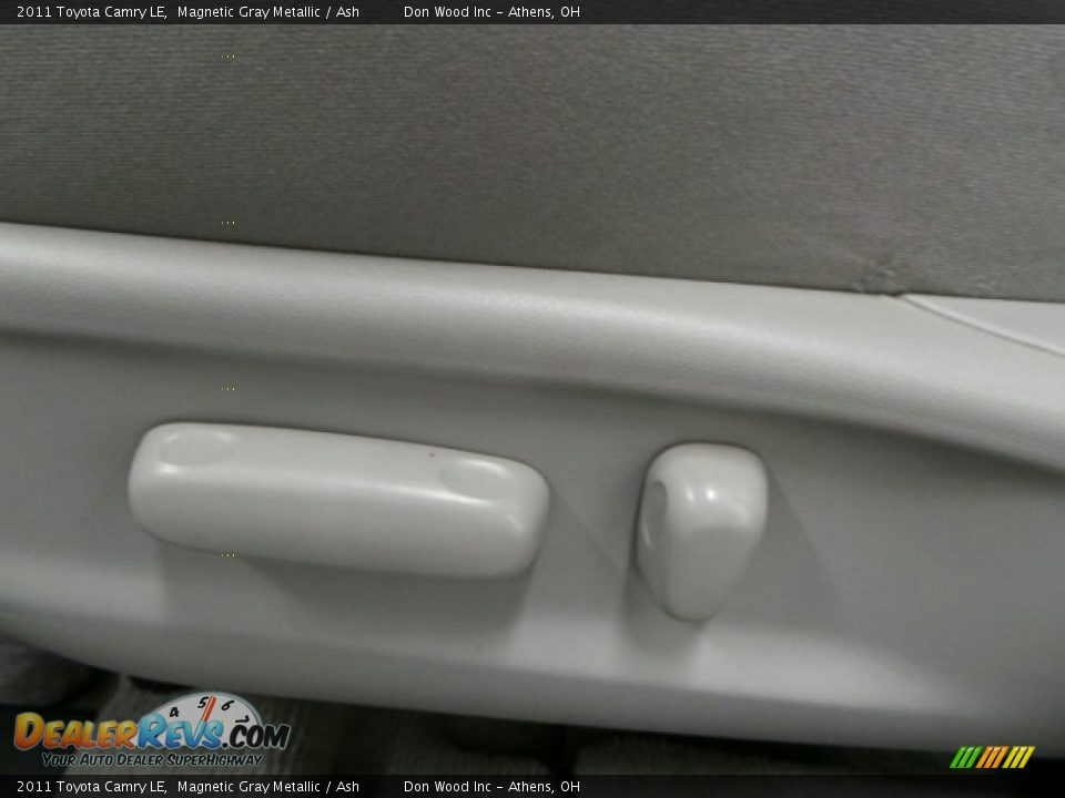 2011 Toyota Camry LE Magnetic Gray Metallic / Ash Photo #11