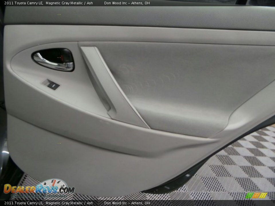 2011 Toyota Camry LE Magnetic Gray Metallic / Ash Photo #15