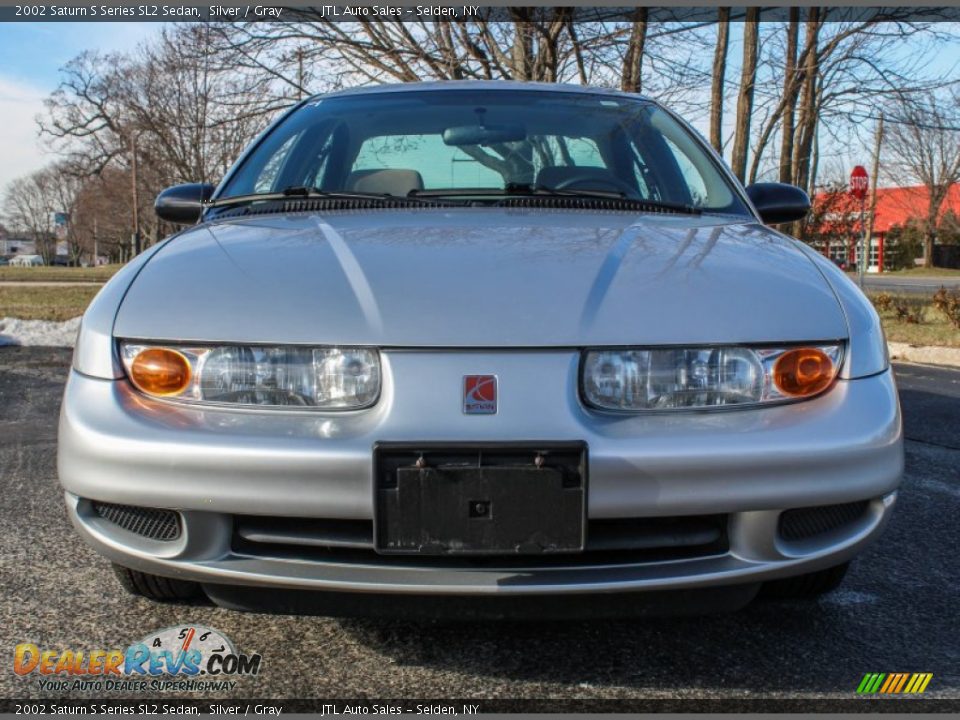 2002 Saturn S Series SL2 Sedan Silver / Gray Photo #2