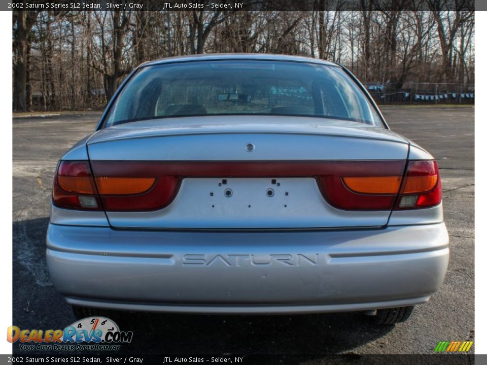 2002 Saturn S Series SL2 Sedan Silver / Gray Photo #5
