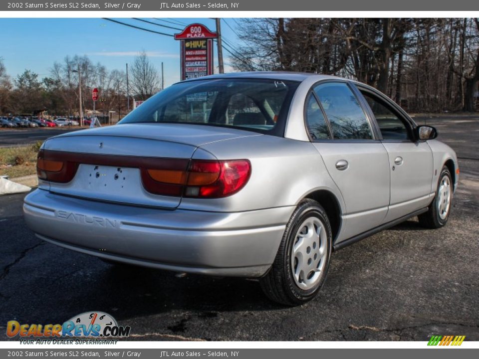 2002 Saturn S Series SL2 Sedan Silver / Gray Photo #6