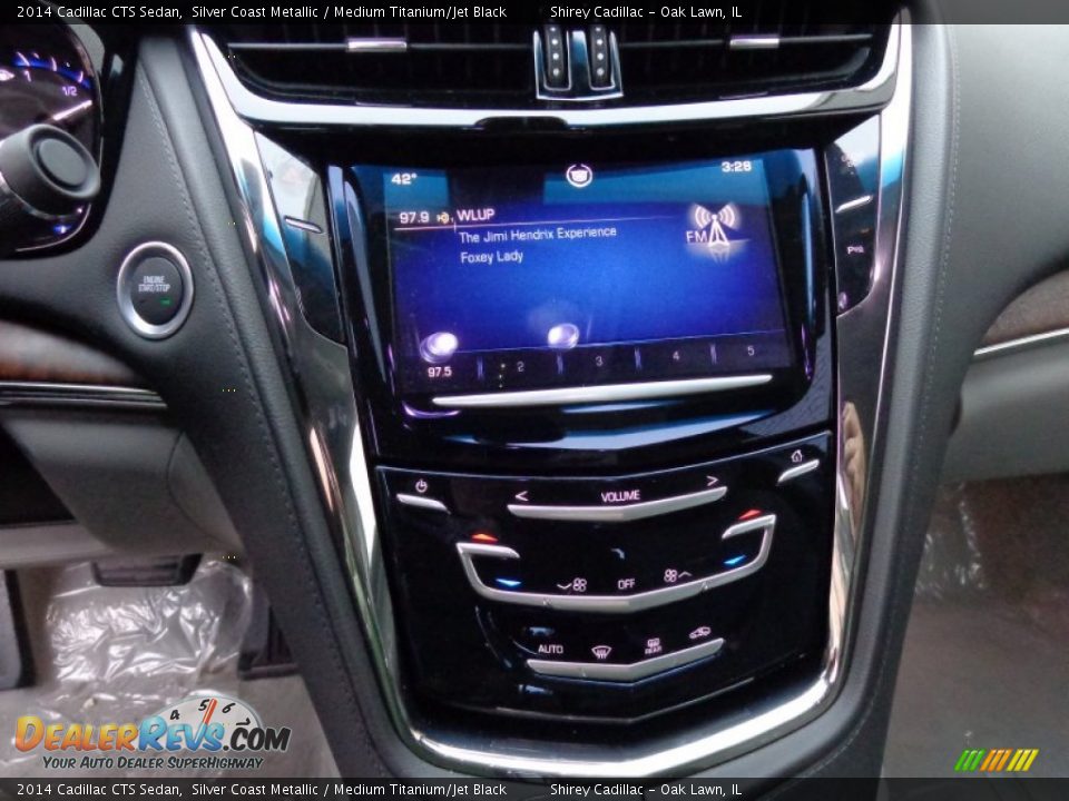 Controls of 2014 Cadillac CTS Sedan Photo #19
