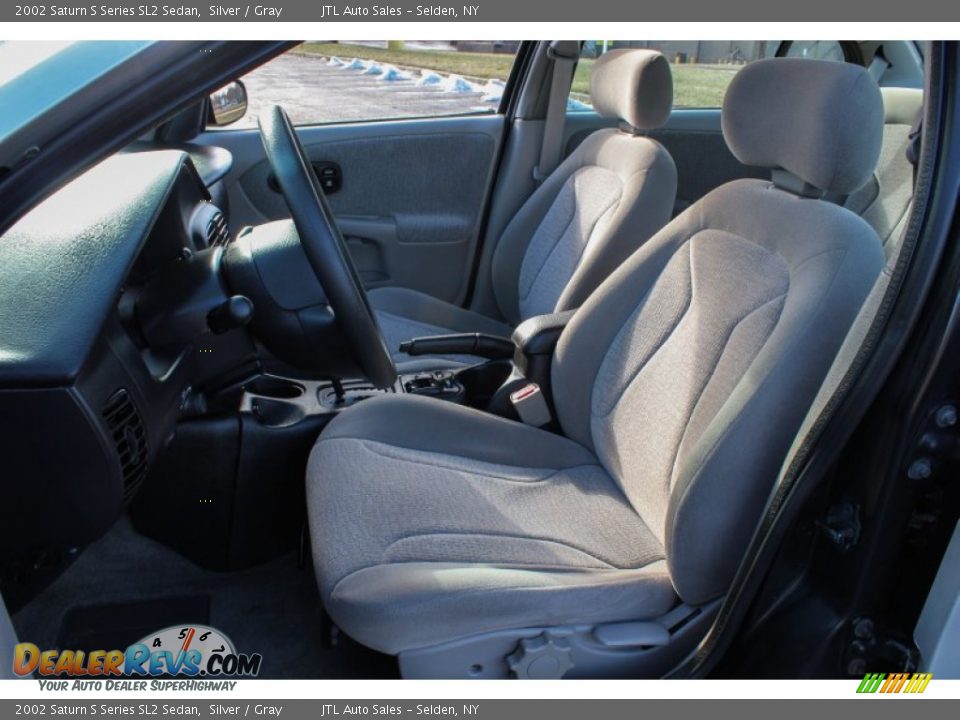 2002 Saturn S Series SL2 Sedan Silver / Gray Photo #12
