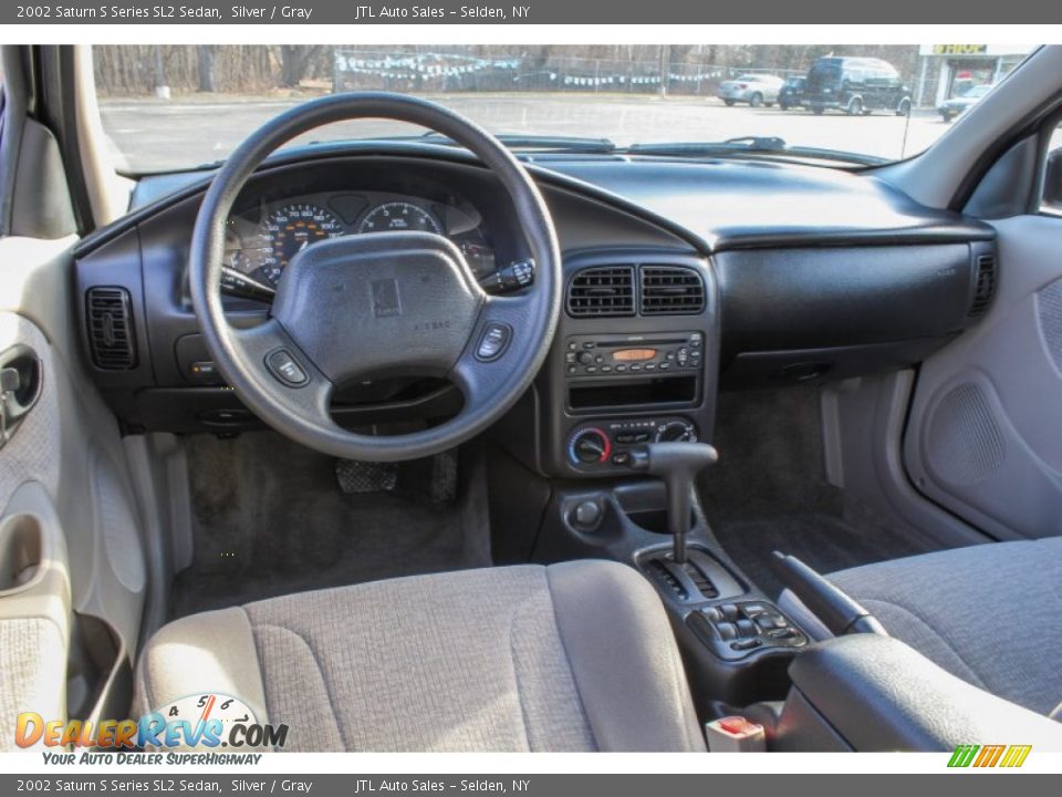 2002 Saturn S Series SL2 Sedan Silver / Gray Photo #15