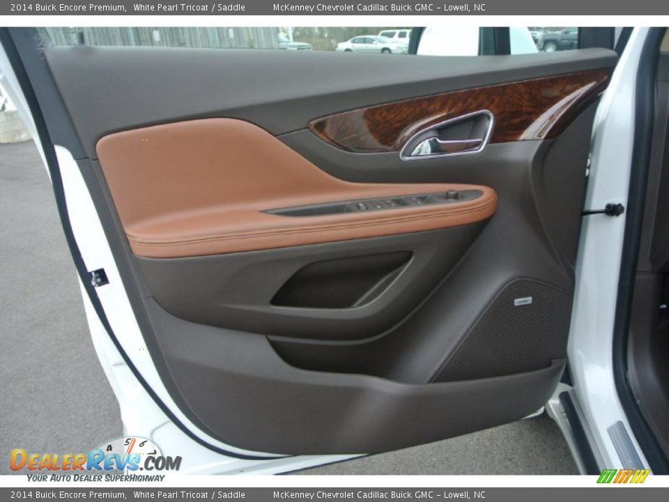 Door Panel of 2014 Buick Encore Premium Photo #7