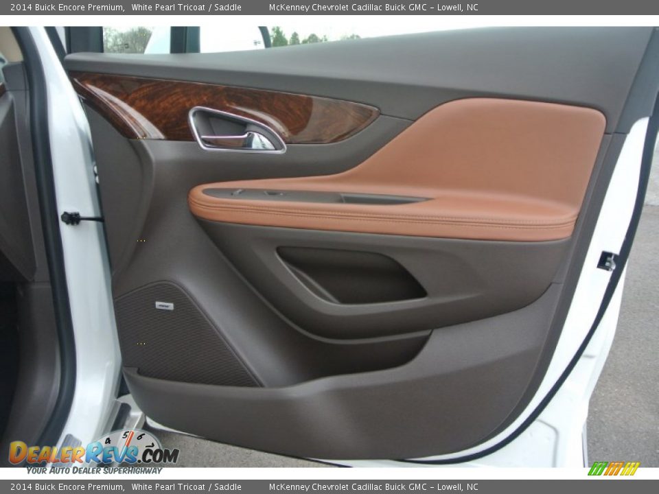 Door Panel of 2014 Buick Encore Premium Photo #19