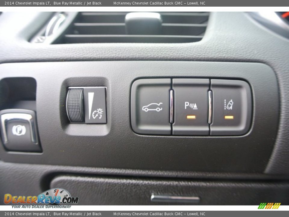 2014 Chevrolet Impala LT Blue Ray Metallic / Jet Black Photo #16