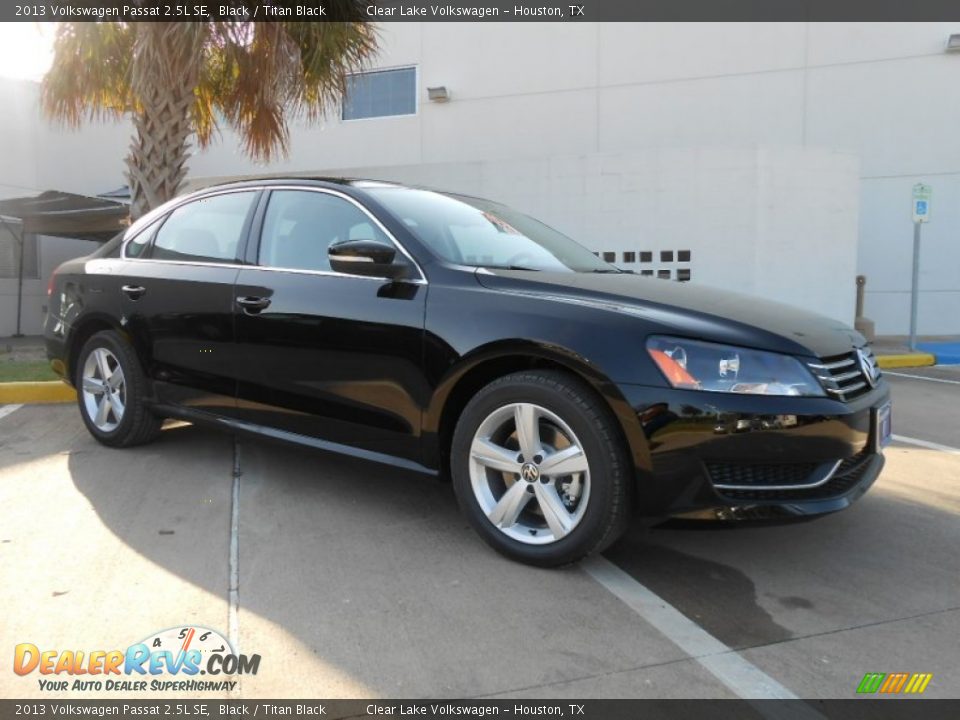 2013 Volkswagen Passat 2.5L SE Black / Titan Black Photo #1
