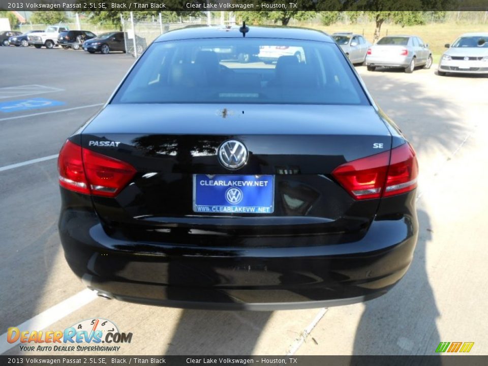 2013 Volkswagen Passat 2.5L SE Black / Titan Black Photo #6
