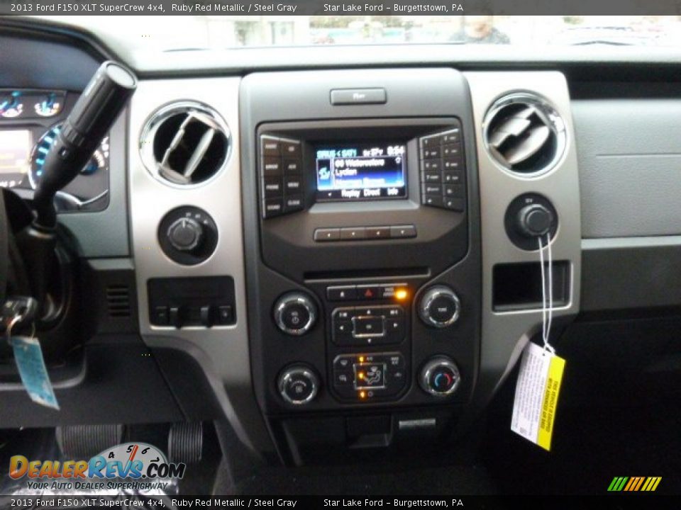 2013 Ford F150 XLT SuperCrew 4x4 Ruby Red Metallic / Steel Gray Photo #15